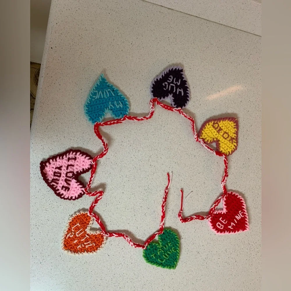 Valentines Hearts Conversation Garland New Handmade Crochet